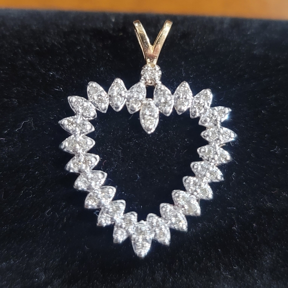 10K gold pendant with diamonds